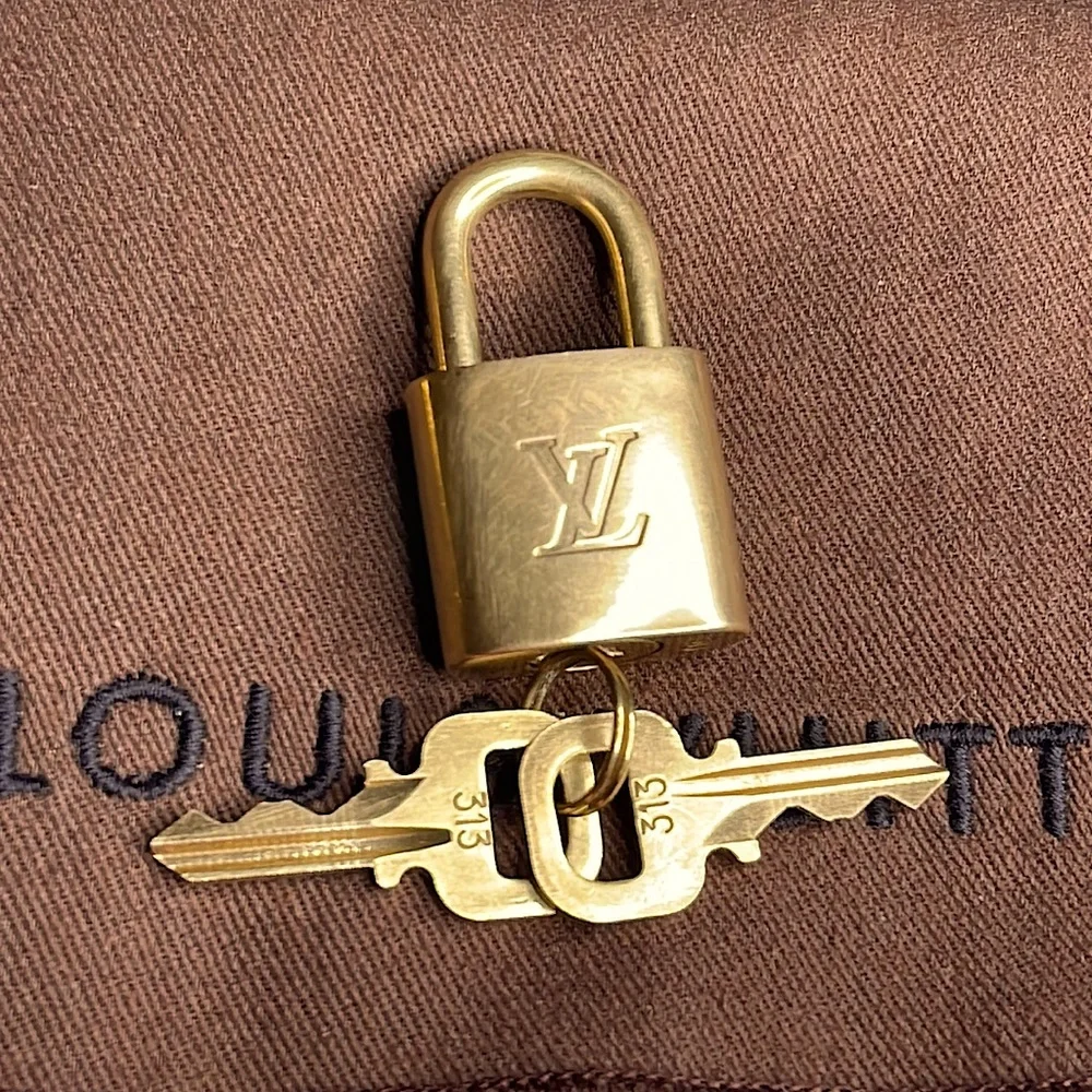 Authentic Louis Vuitton Lock and Key - Picture 3 of 4